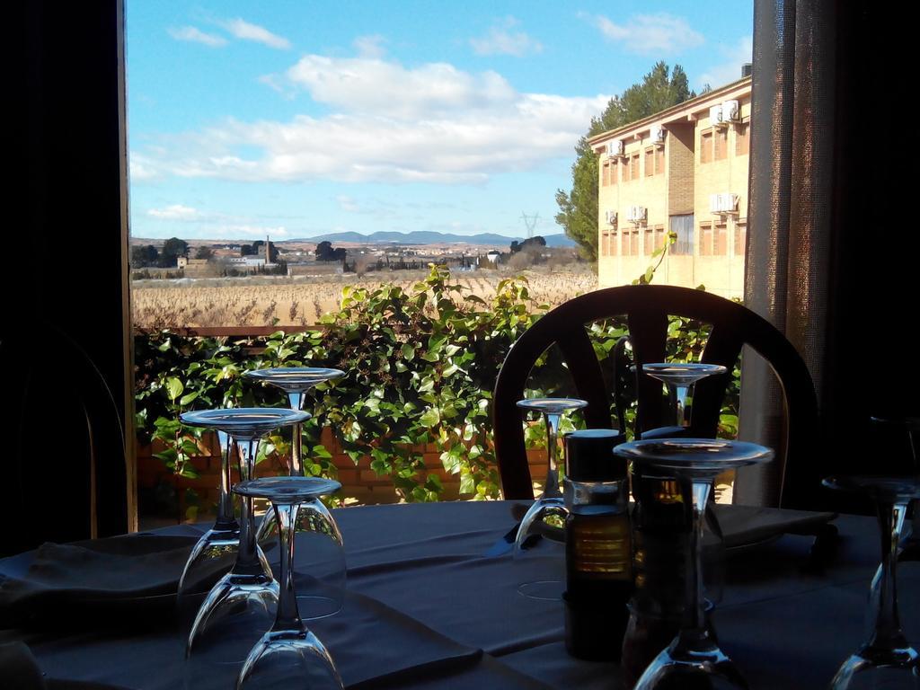 Hotel-Motel Sol II Requena Zewnętrze zdjęcie